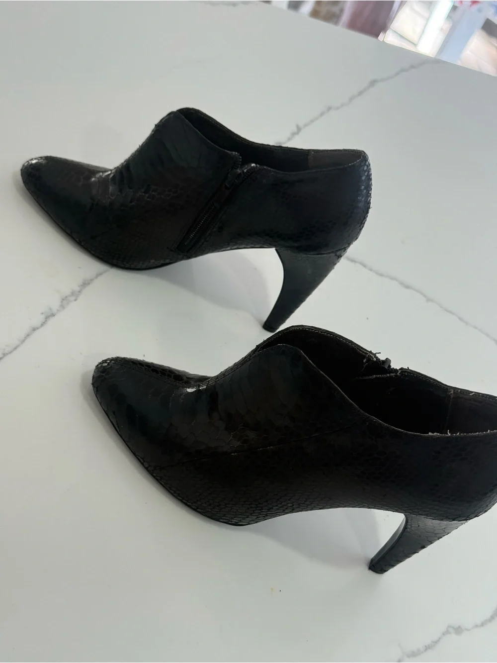 Sam Edelman sleek snake